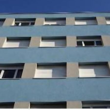 Cocon Wifi Netflix Parking Gratuit Apartment Belfort Luaran gambar