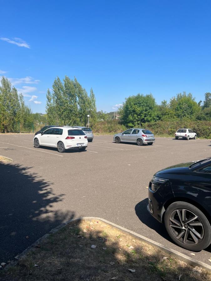 Cocon Wifi Netflix Parking Gratuit Apartment Belfort Luaran gambar